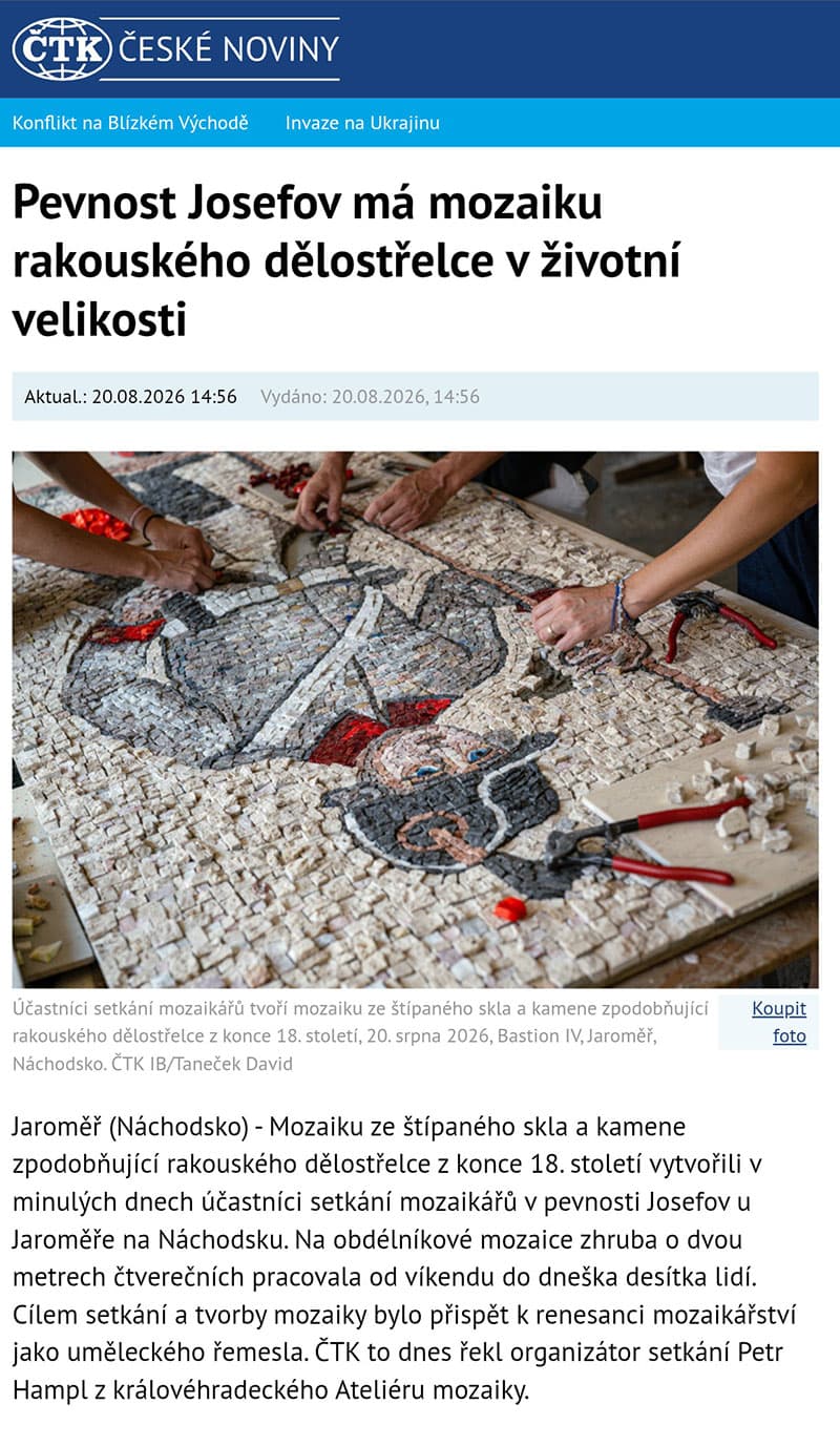 Pevnost Josefov má mozaiku rakouského dělostřelce v životní velikosti